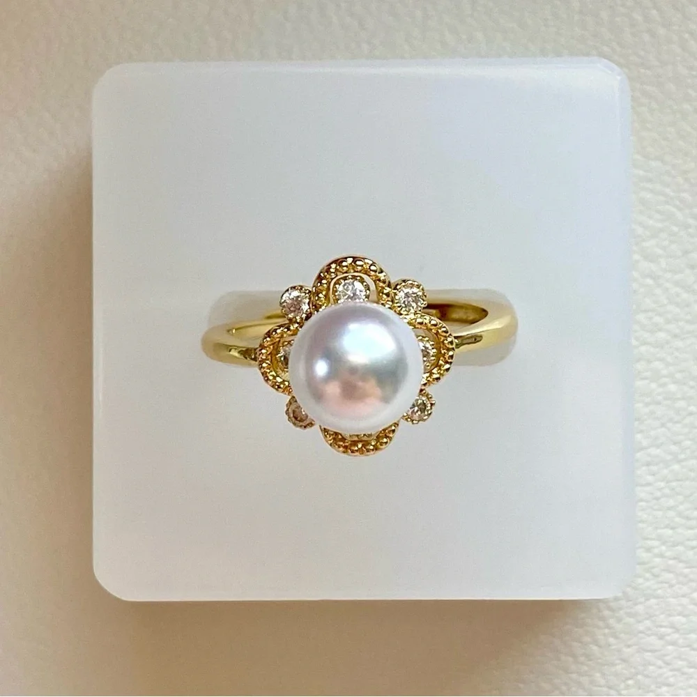 Gold Pearl Flower Ring - White Pearl Center